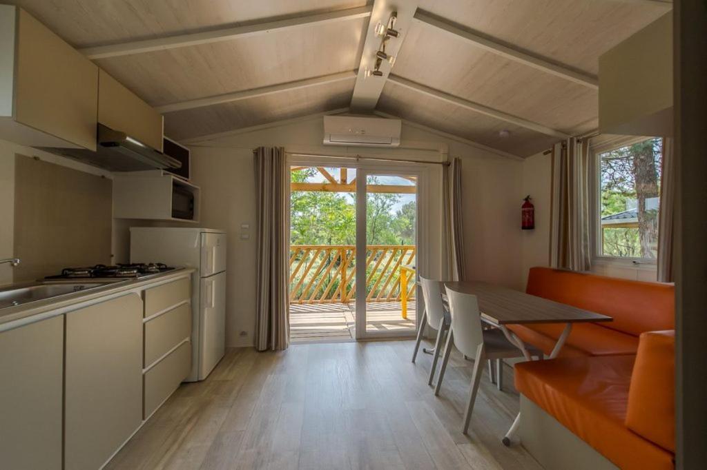 Camping Les Hautes Prairies 卢马罕 外观 照片